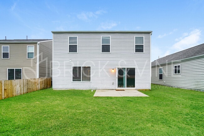 Building Photo - 4964 Grimm Dr