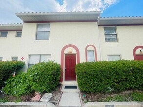 Building Photo - HIDDEN CREEK CONDO-1602 Bending Brook Way ...