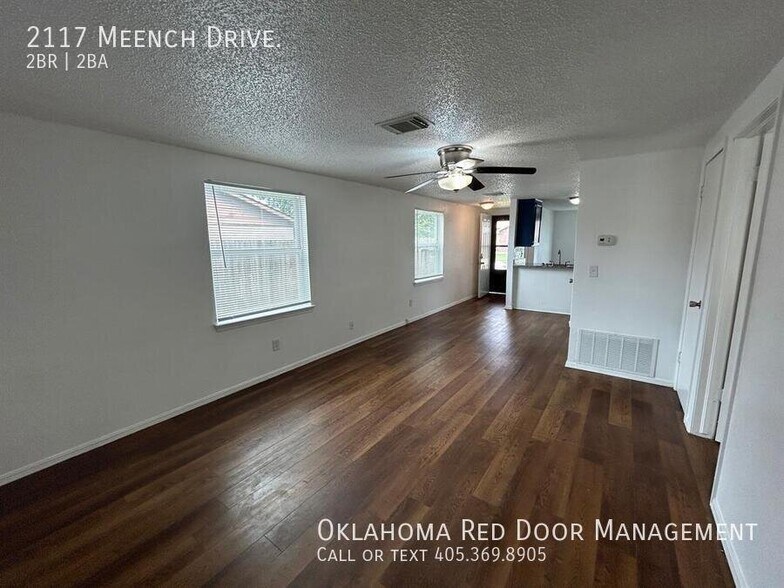 Building Photo - 2117 Meench Dr