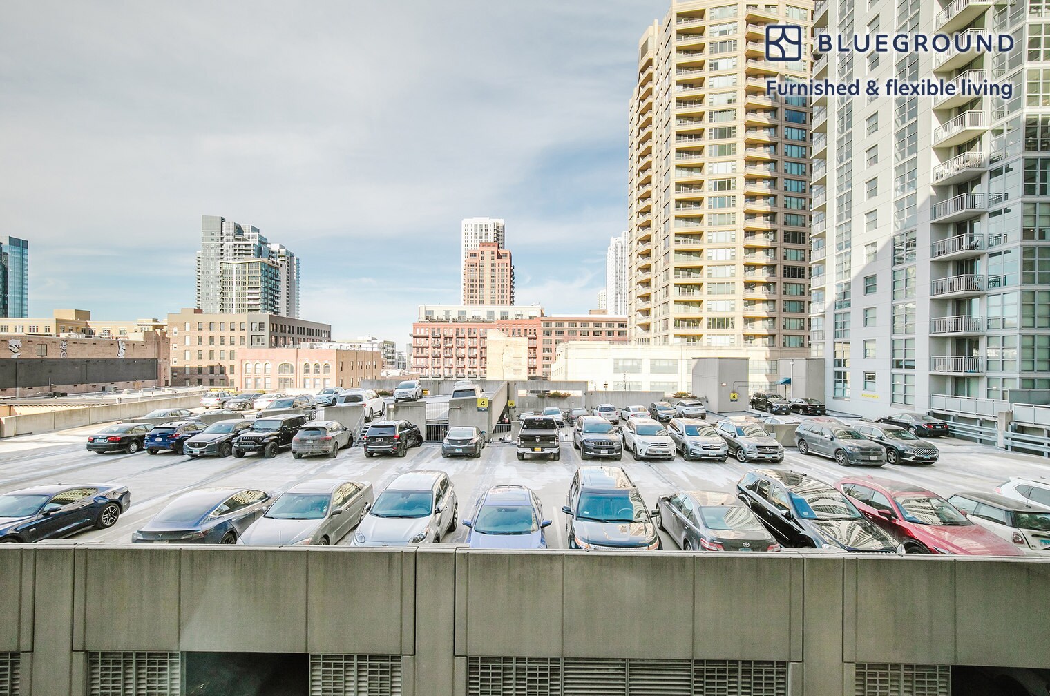 Building Photo - 165 N Desplaines St