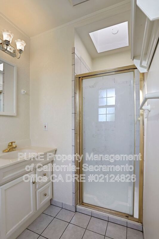 Building Photo - 7777 Uplands Way