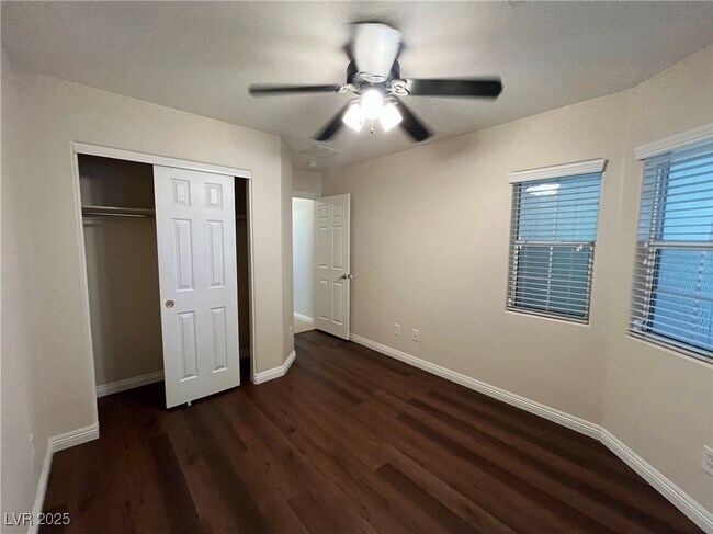 Building Photo - 5721 Bullhead St