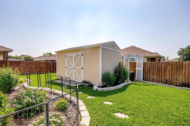 Building Photo - 909 Hunter Ln