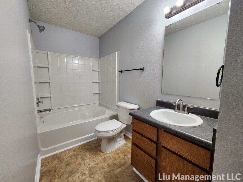 Building Photo - 10345 Carrington Way