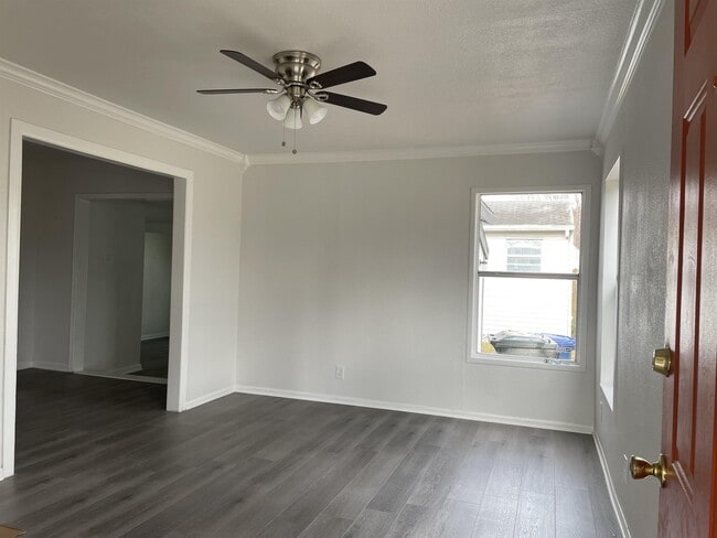 Building Photo - 4225 Harry St