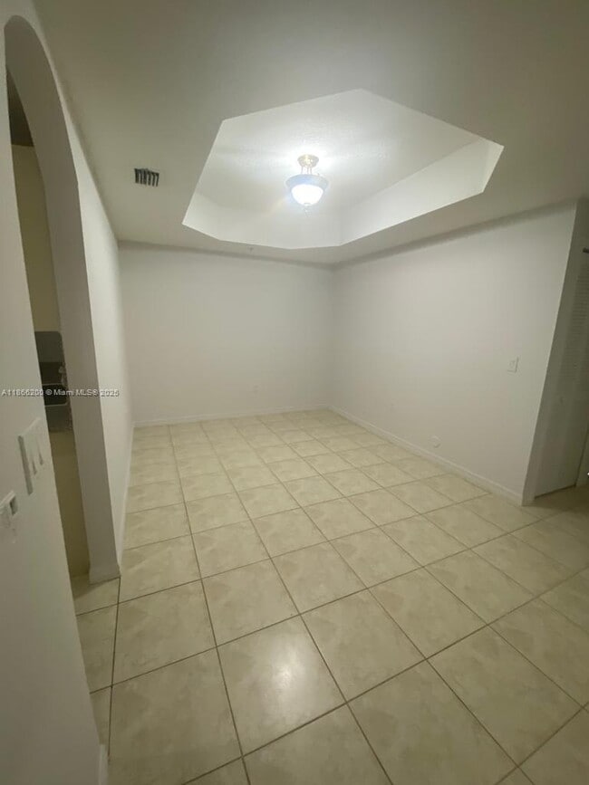 Building Photo - 6380 NW 114th Ave
