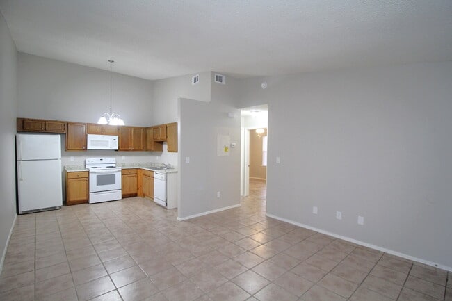 Building Photo - Move-In Ready 2-Bedroom Apartment –Special...