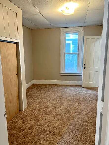 Bedroom Looking The Other Direction, (door leads into bathroom). - 300 S William St