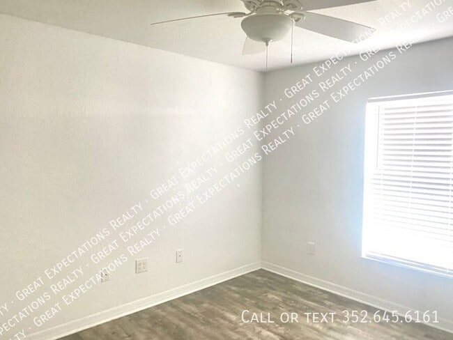 Building Photo - 6761 SE 105th Pl