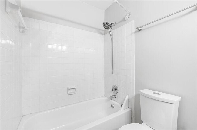 Building Photo - 46 Mt Vernon Cir
