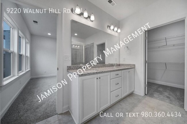 Building Photo - 9220 Walnut Hl Rd NW