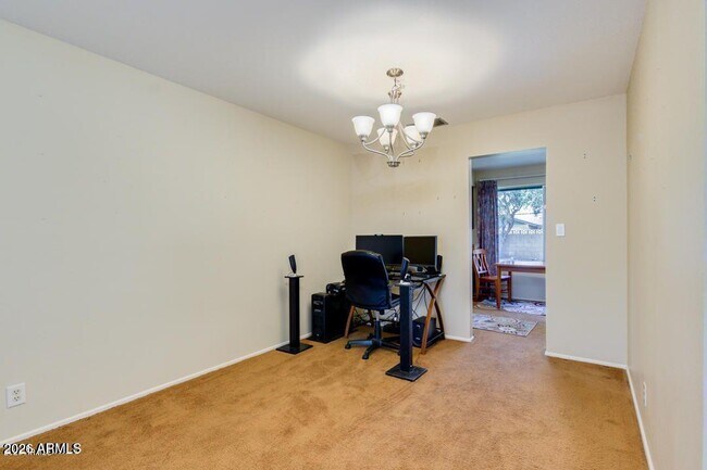 Building Photo - 1536 E Gemini Dr