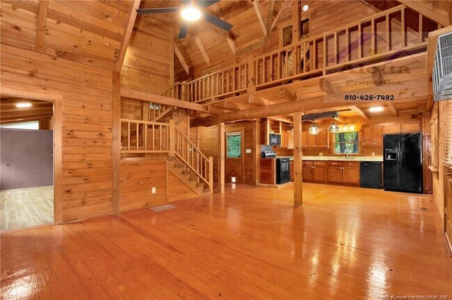 Building Photo - 5812 Stoneridge Rd