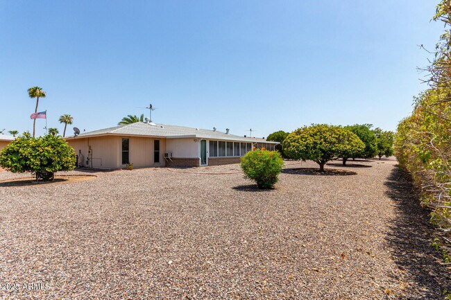 Building Photo - 16828 N 108th Ave
