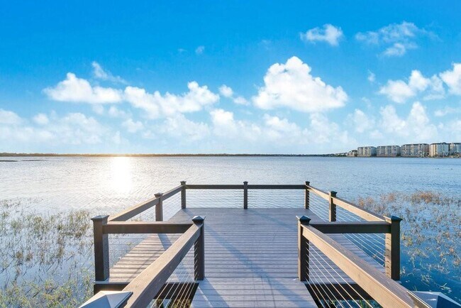 Building Photo - 7606 Pissarro Dr