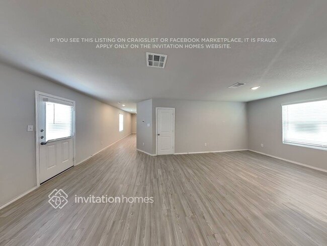 Building Photo - 7218 Lincoln Trce