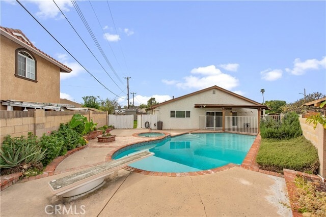 Building Photo - 2110 E North Redwood Dr