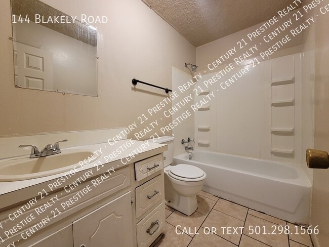 Building Photo - 144 Blakely Rd