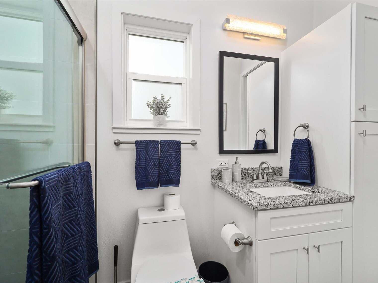 Building Photo - 705 North Oceanshore Boulevard-SI FL2-ID1051619P