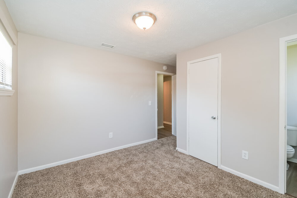 Building Photo - 5664 Minocqua St