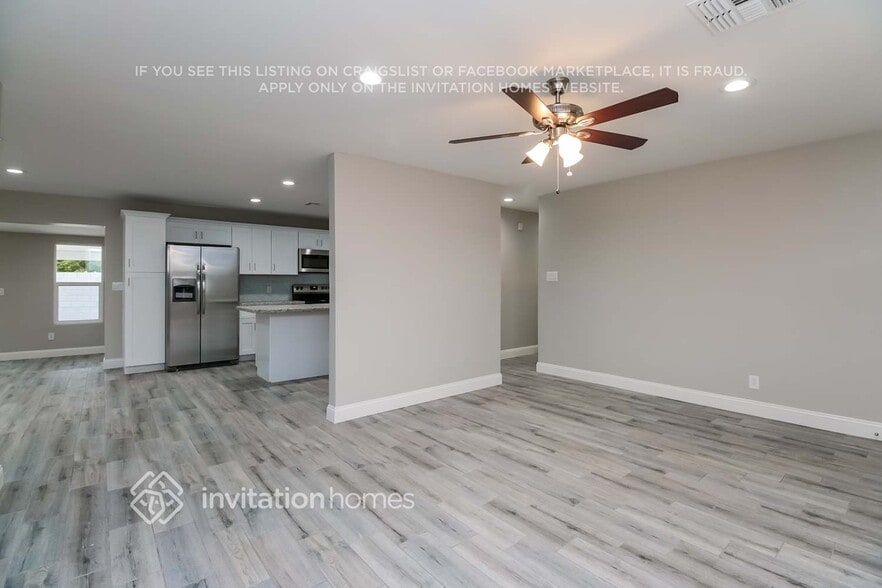 Building Photo - 7801 E Loma Land Dr