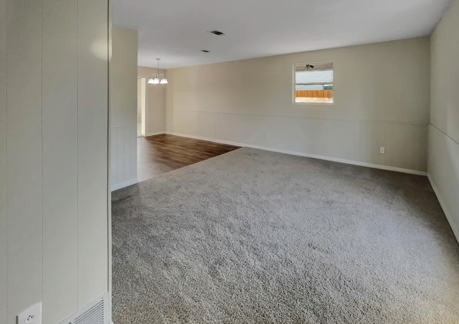 Building Photo - 7748 Knoll Dr N