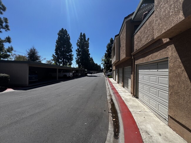 Building Photo - 3597 W Greentree Cir