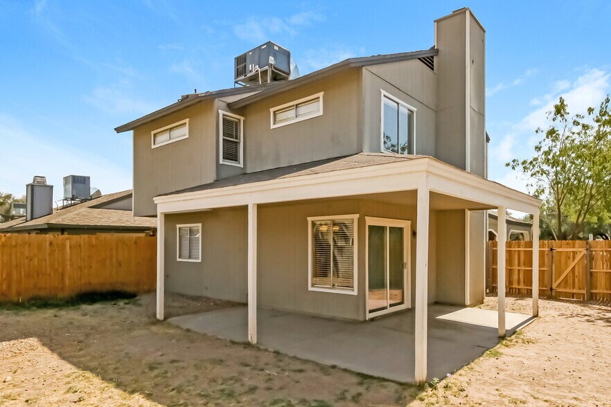 Building Photo - 7032 S 44th St