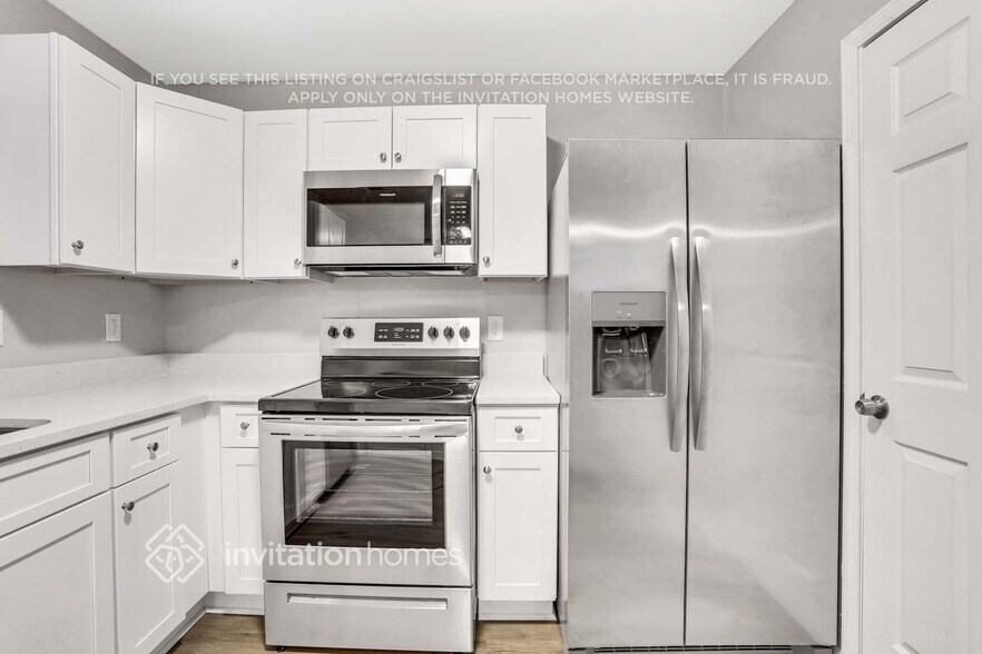 Building Photo - 5120 N Woodbridge Trail