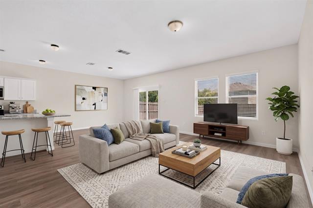 Building Photo - 702 Camden Dr