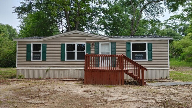 Building Photo - 30 Cambridge Dr