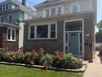 Building Photo - 15 Traymore St