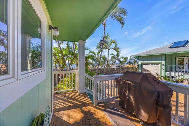 Building Photo - 1276 S Nahale Pl