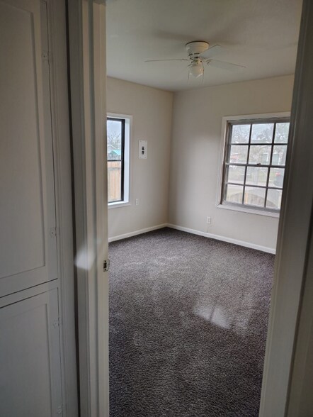 Building Photo - 7716 Appleton St