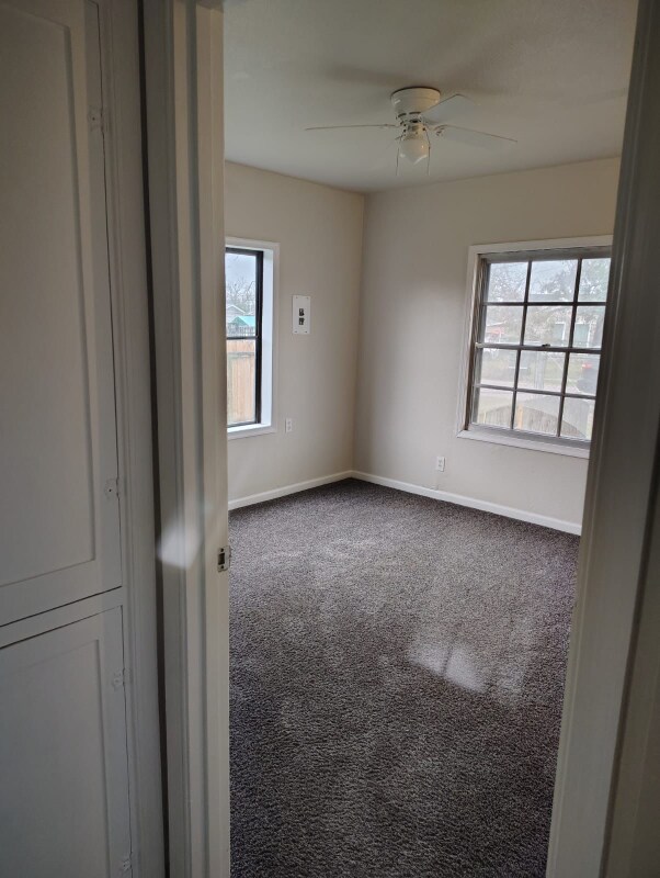 Building Photo - 7716 Appleton St