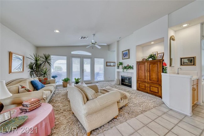 Building Photo - 2229 Fiero Dr