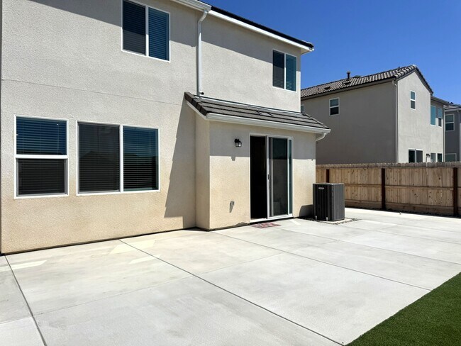 Building Photo - 2040 N Brindac Ln