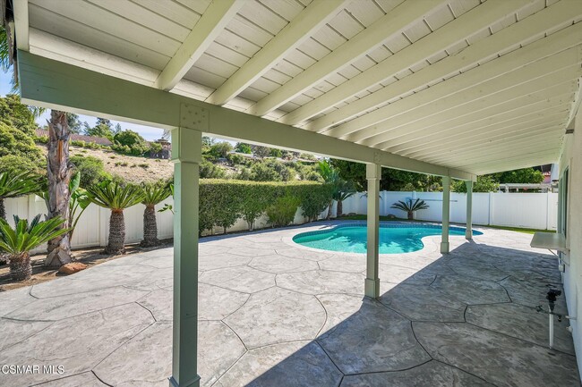 Building Photo - 2094 Bridgegate Ct