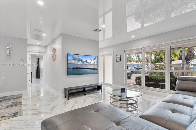 Building Photo - 4440 NE 17th Ave