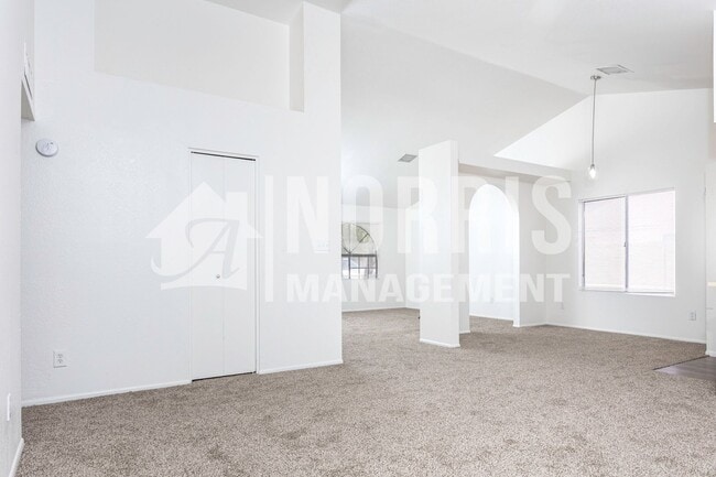 Building Photo - Great Home in the Heart of Casa Grande