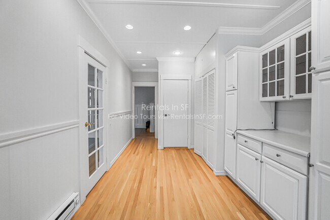 Building Photo - 1420 Taraval St