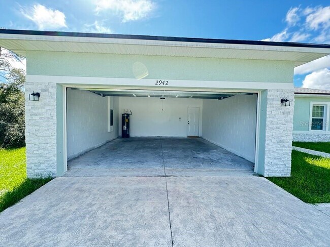 Building Photo - 2942 SW 162nd Street Rd