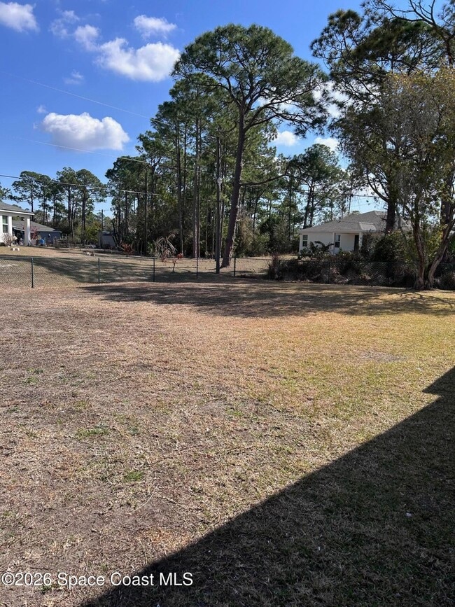 Building Photo - 1197 Walden Blvd SE