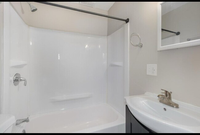 Building Photo - OX Properties