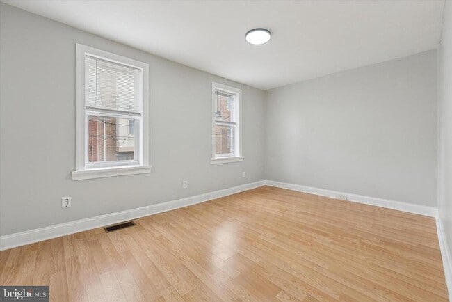 Building Photo - 1020 S Bouvier St