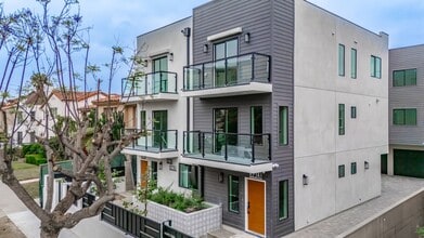 Building Photo - 8234 Blackburn Ave