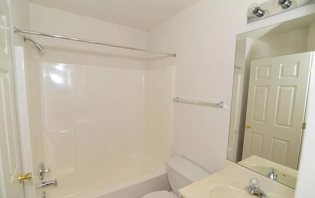 Bathroom - 455 Madison Dr