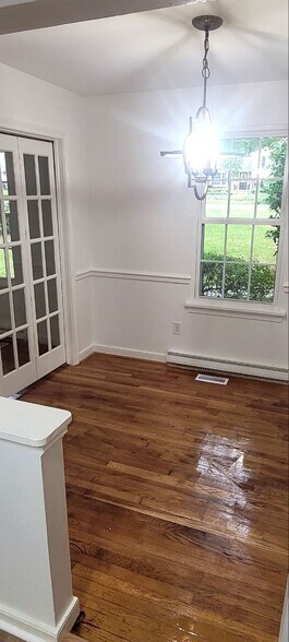 Building Photo - 412 Pagebrook Dr