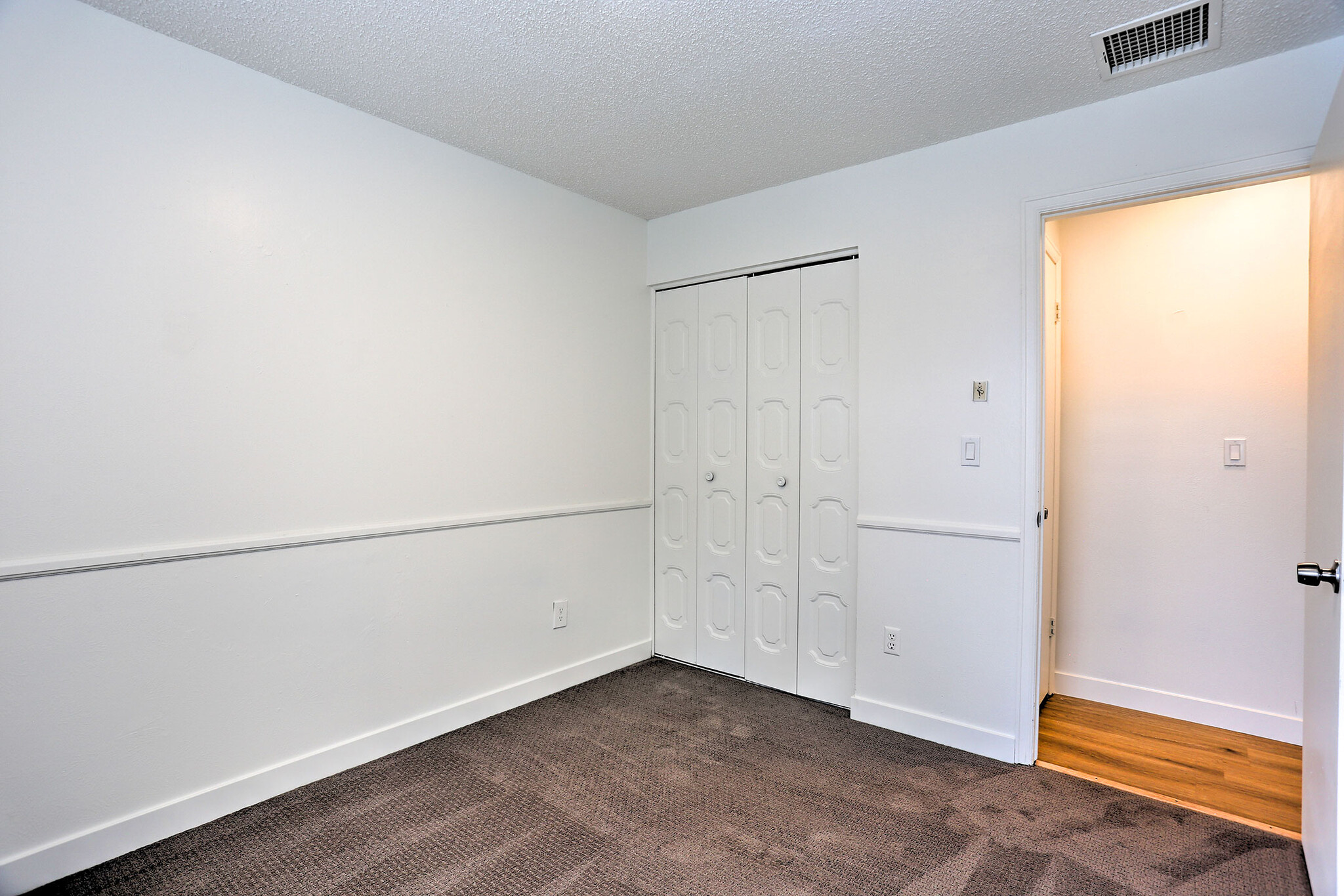 Building Photo - 2655 S Crystal St