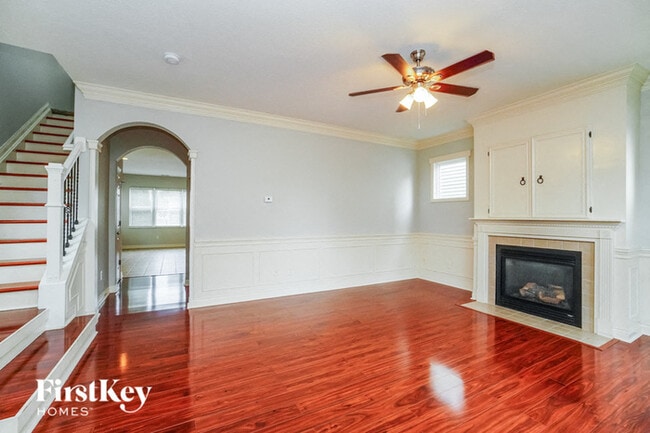 Building Photo - 5620 Cardin Blvd